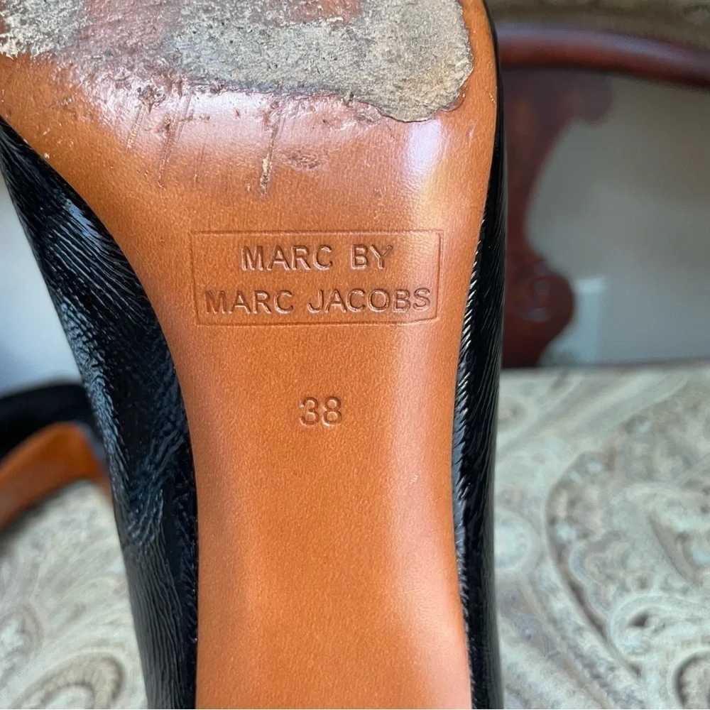 Marc By Marc Jacobs Black Patent Leather Glossy Pumps Heels Shoes Logo Size 8